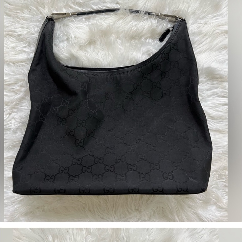 Vintage Gucci bag in black large with flaws also available in brown